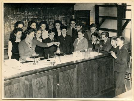 hornsey county grammar students in science class