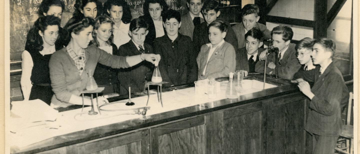 hornsey county grammar students in science class
